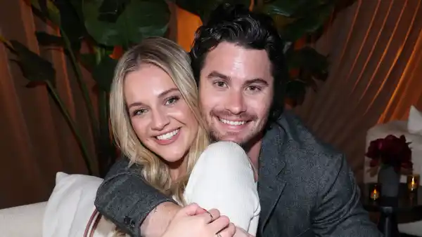 Kelsea Ballerini and Chase Stokes Are Back Together Following 2-Month Break Up