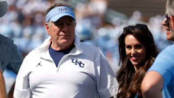 GettyImages-2234680315 Bill Belichick Jordon Hudson September 2025