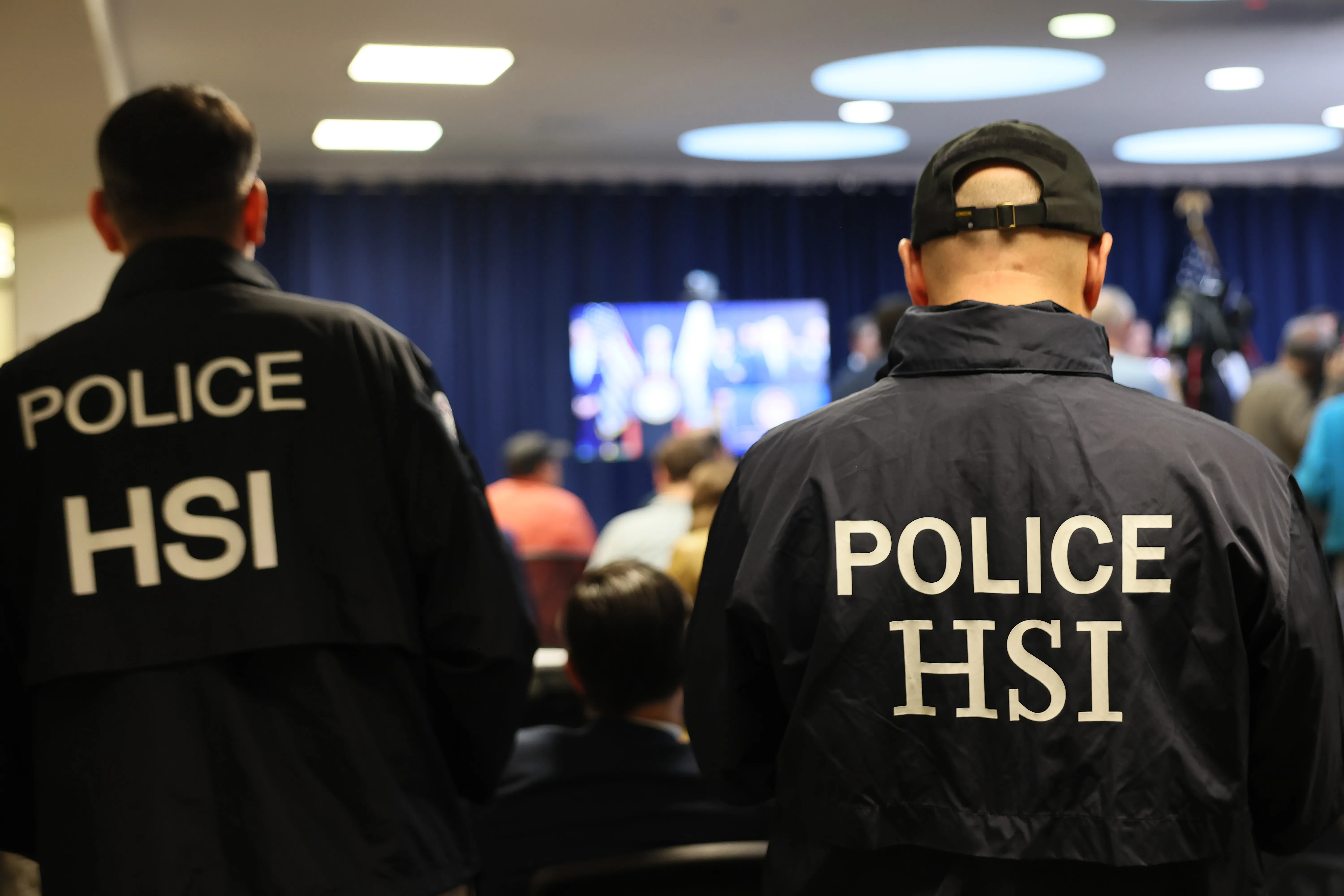 GettyImages-2242804454 nba asks for phones in betting scheme