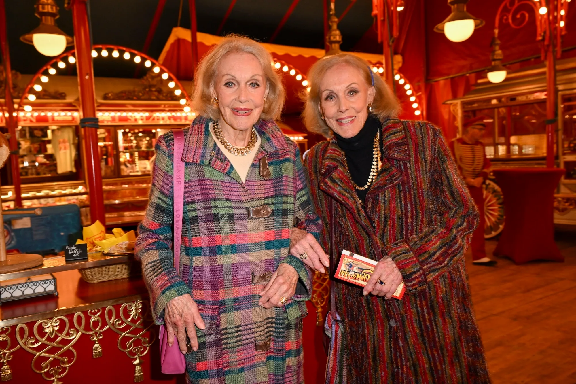 Kessler Twins Dead by Assisted Suicide at 89: Entertainment Duo Wanted to Go 'On the Same Day'