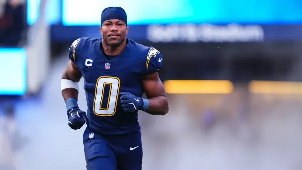 Los Angeles Chargers Daiyan Henley Plays Emotional NFL Game 2 Days After His Brother Is Killed