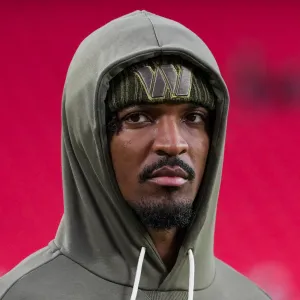 GettyImages-2244148595 Jayden Daniels Chiefs October 2025