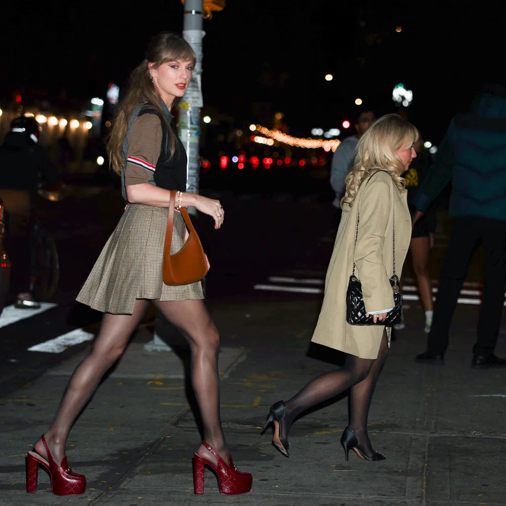 GettyImages-2245580322-Taylor-Swift-and-Sabrina-Carpenter-Enjoy-Girls-Night-Out-in-New-York-City.jpg