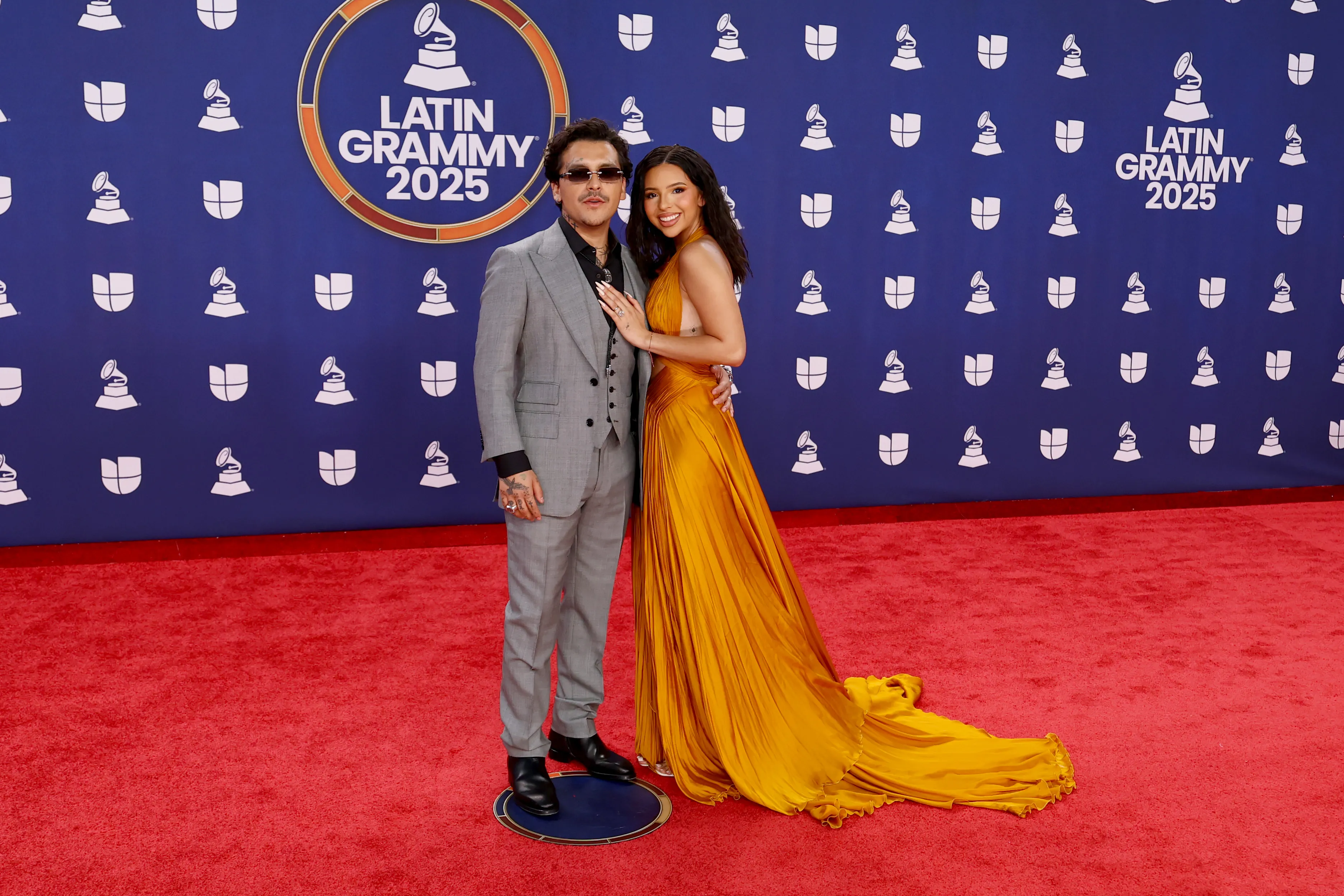 Christian Nodal y Ángela Aguilar.