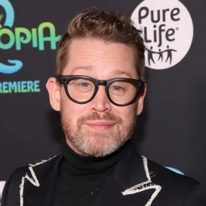 Macaulay Culkin Says Toxic Relationship With His Father 'Left a Mark on Me'