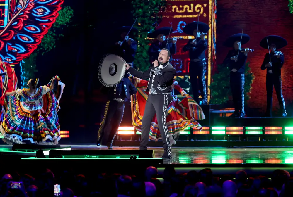 Pepe Aguilar en los Latin Grammy 2025.