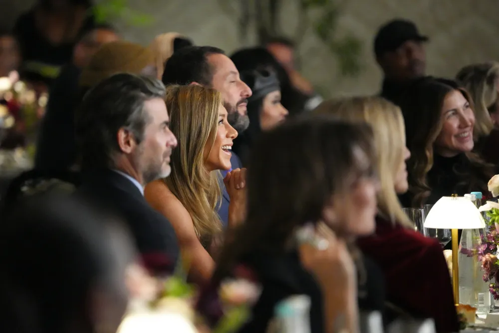 Jennifer Aniston y Jim Curtis tienen una cita doble con Adam y Jackie Sandler