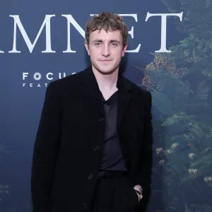 GettyImages-2247854723-Paul-Mescal-on-the-Emotional-Weight-of-Hamnet-and-Reuniting-with-Saorise-Ronan-on-Beatles-Biopic