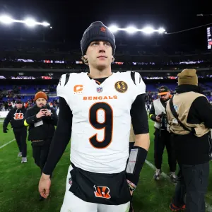 GettyImages-2248817394-Joe-Burrow-Returns-After-Missing-9-Bengals-Games.jpg