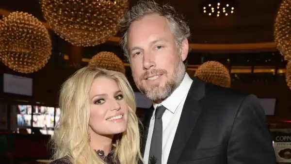 GettyImages-504719838-Jessica-Simpson-Spent-Thanksgiving-With-Estranged-Husband-Eric-Johnson.jpg
