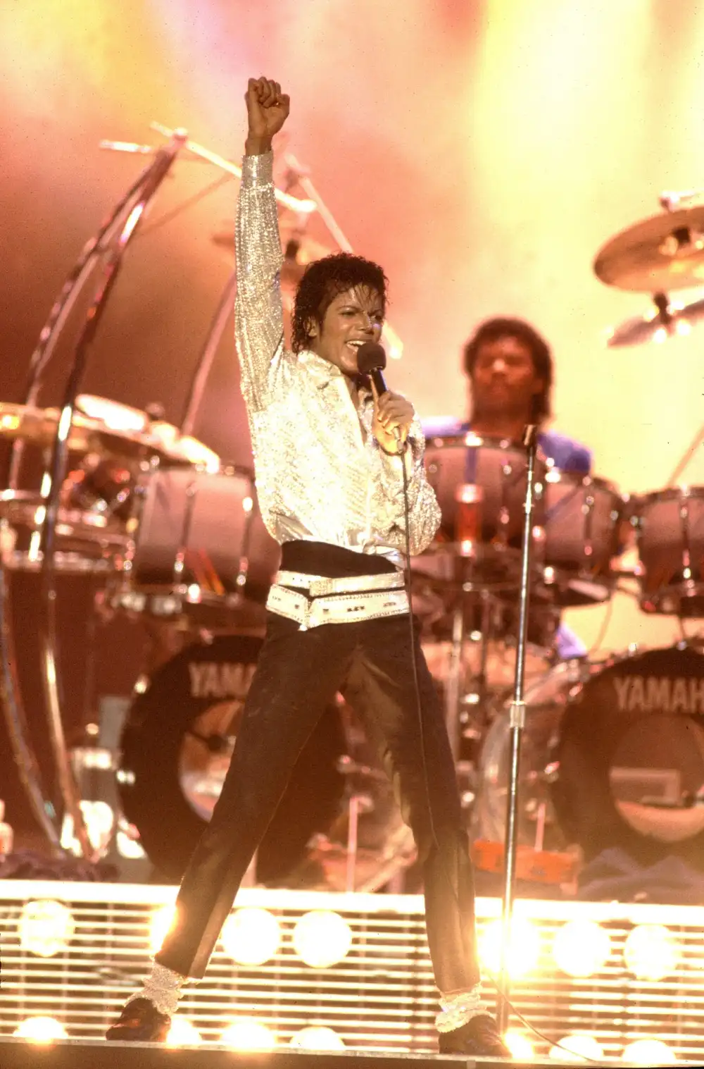 GettyImages-88754713 Michael Jackson Accusers Reveal Pressure to Sign Settlement