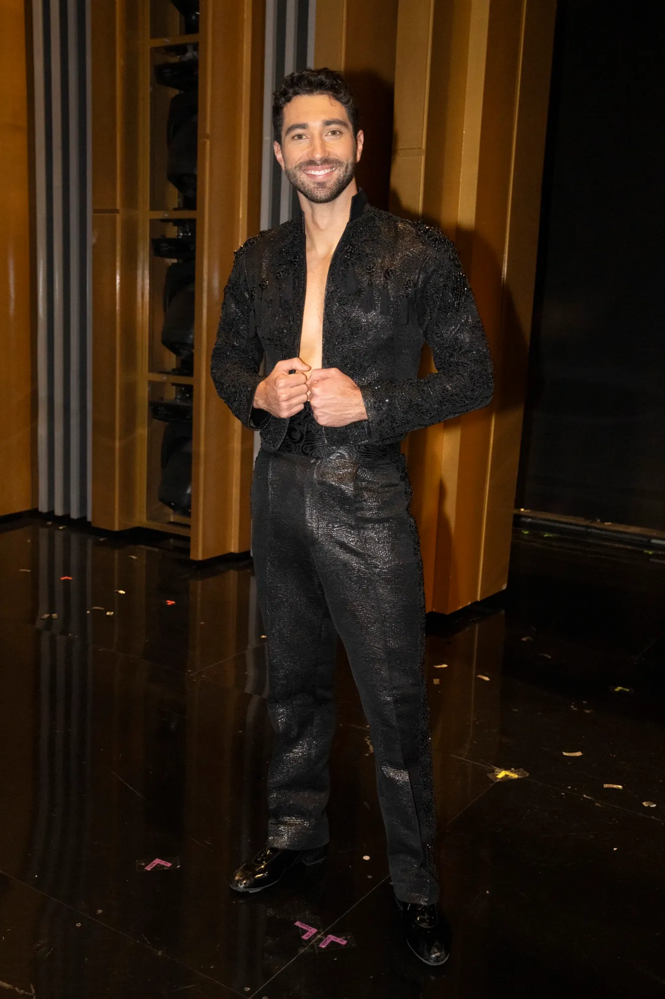 GettyImages2185050566 DWTS Alums Returning for 20 Birthday