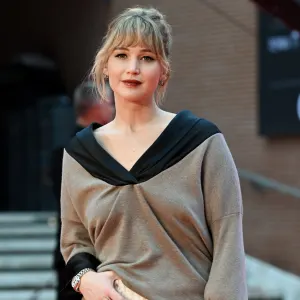GettyImages2242354495 Jennifer Lawrence Says Male Directors Can Be Controlling Over Actors