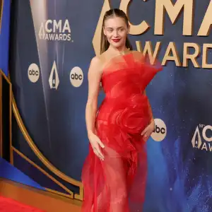 GettyImages2247545311 Kelsea Ballerini CMAs