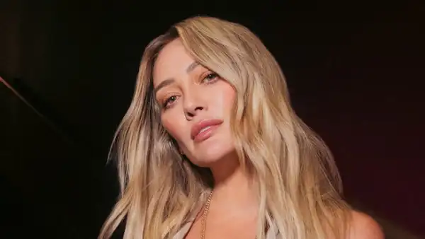 Hilary Duff Announces 1st New Album in 10 Years After Returning to Music DIGITAL_hd_luck_or_something_final