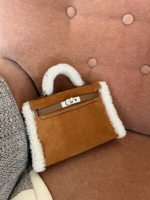 Luxury Handbags at Heritage Auctions