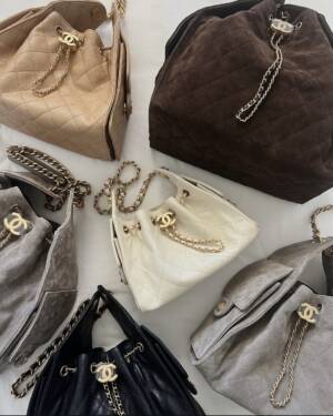 Chanel 25 Handbag Guide