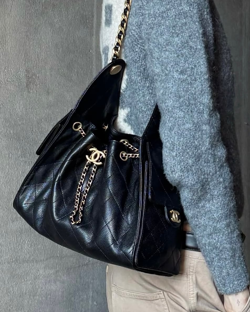 Chanel 25 Handbag Guide