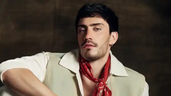 Iván Amuzurrutia, protagoniza "El Niñero" en Netflix.