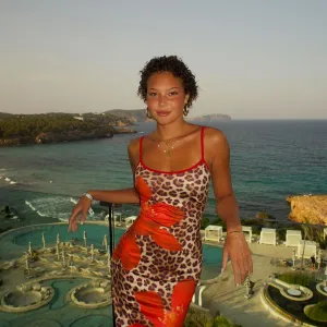 Isabella Strahan Dishes on Haircare Journey Dinner Dates With Dad Michael Strahan