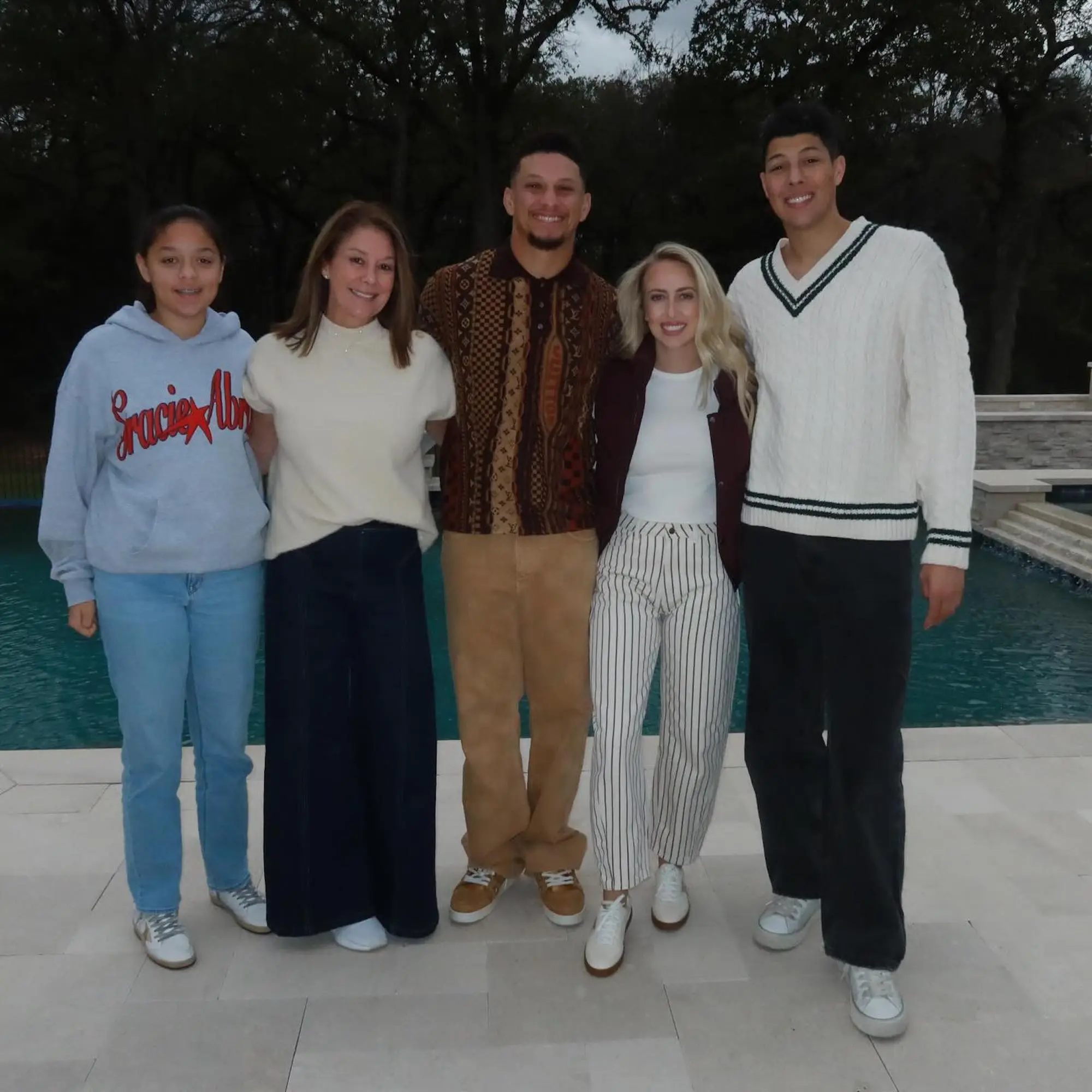 Jackson-Mahomes-IG-of-Family-Thanksgiving-588485009_18537987451059452_5908290399934632804_n