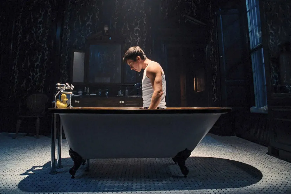 Jacob Elordi Slams the Prudish Reaction to Saltburn Bathtub Masturbation Scene Barry Keoghan