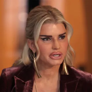 Jessica Simpson s All s Fair Guest Role Includes NSFW Sex Scenes and Botched Plastic Surgery