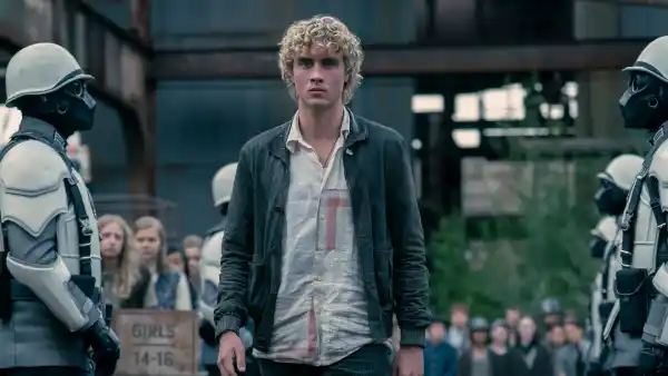 Joseph-Zada-Sunrise-on-the-Reaping-SOLSTICE_UNIT_250924_01842R_CropC