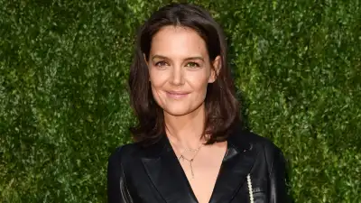 US actress Katie Holmes arrives for the 14th Annual Tribeca Film Festival Artists Dinner hosted by Chanel at Balthazar restaurant on April 29, 2019 in New York. (Photo by ANGELA WEISS / AFP) (Photo by ANGELA WEISS/AFP via Getty Images)