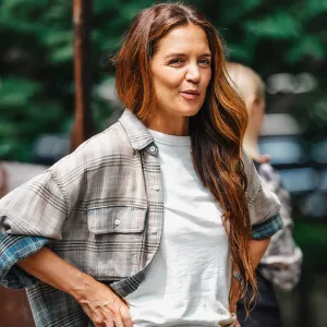 NEW YORK, NY - AUGUST 5: Katie Holmes is seen on the set of "Happy Hours" on August 5, 2025 in New York City. (Photo by XNY/Star Max/GC Images)