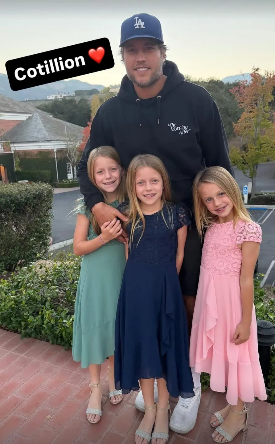 Kelly Staffords Daughters Attend Cotillion After Repeated Behavioral Issues