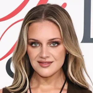 Kelsea Ballerini Releases New Song I Sit in Parks GettyImages-2244890329