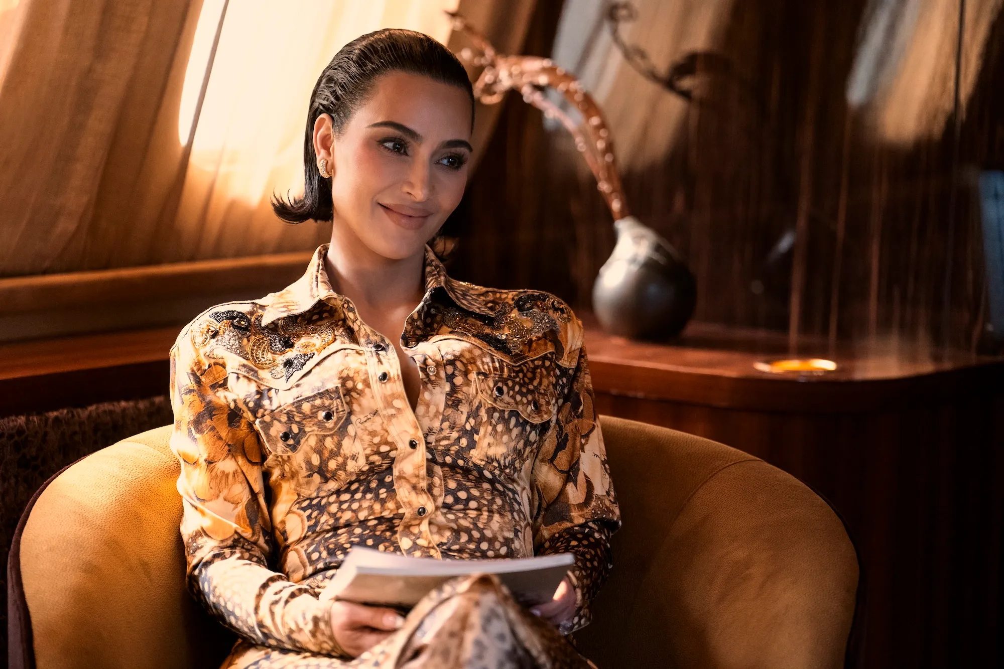 Kim Kardashian Jokes All s Fair Is the Most Critically Acclaimed Show After Negative Reviews