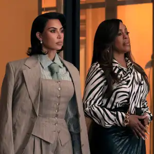 Kim-Kardashian-and-Niecy-Nash-Alls-Fair-175369_0161R2C