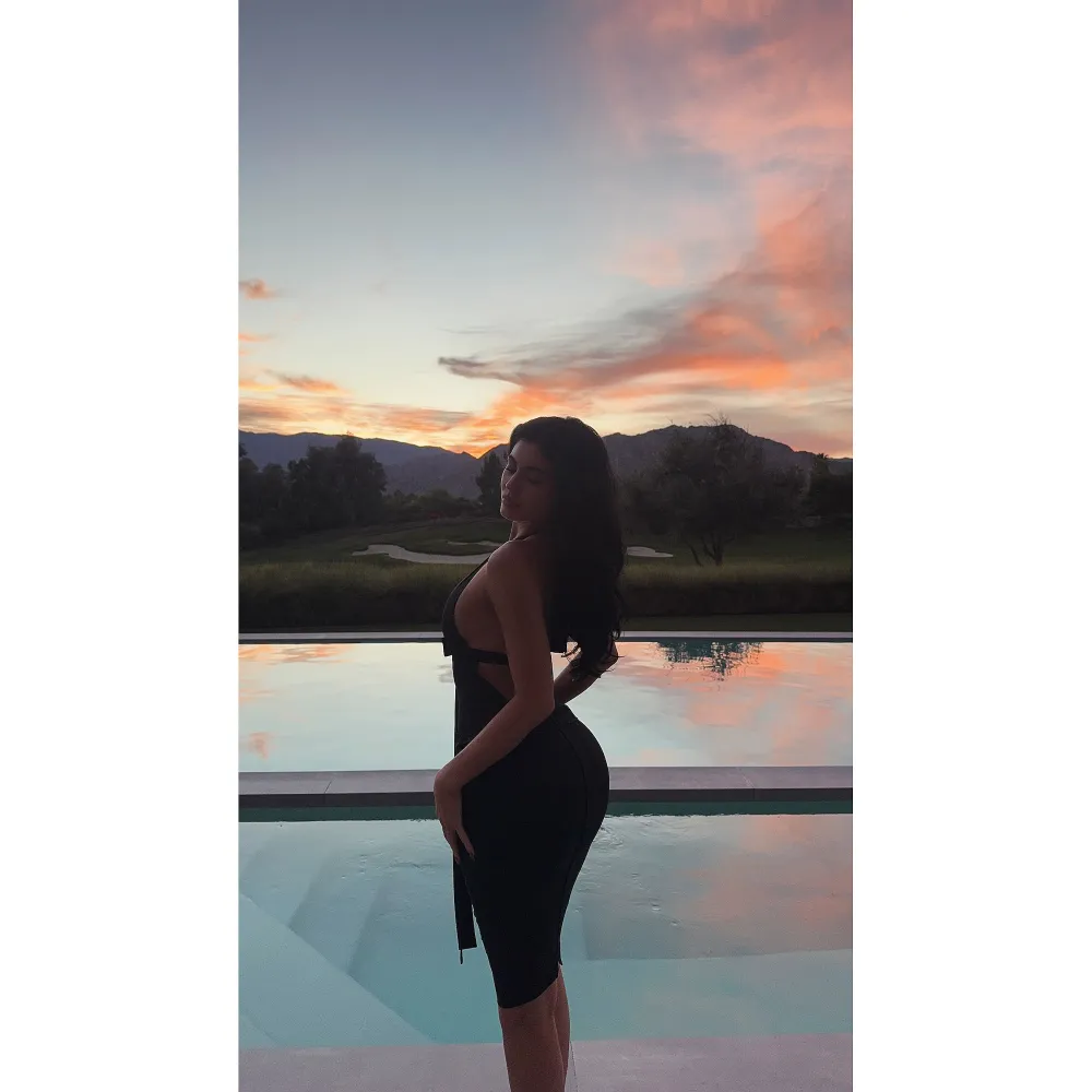 Kylie Jenner Rocks Plunging Minidress to Family Thanksgiving
