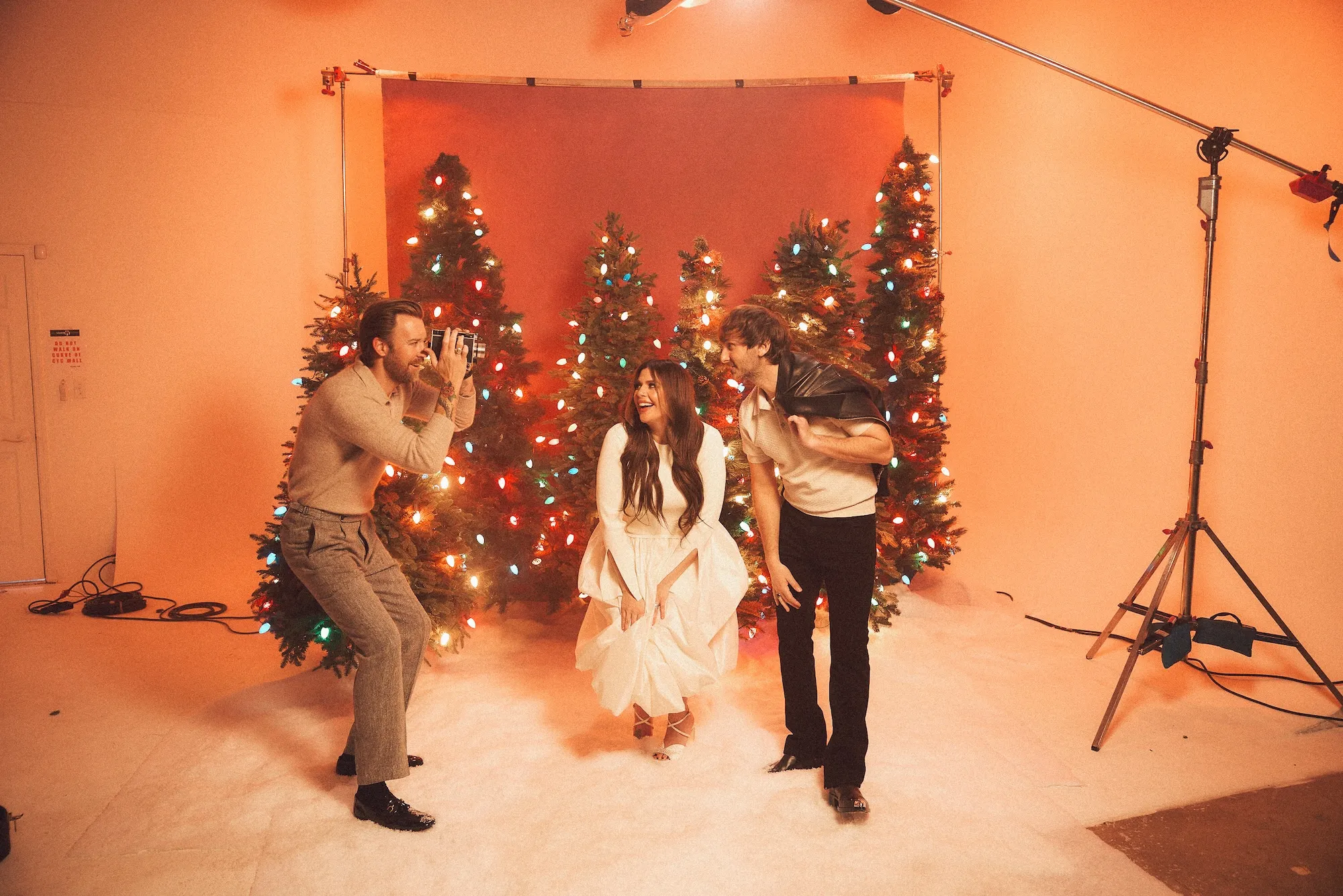 Lady A Talks New Album On This Winter s Night Volume 2 Plus Their 5 Must Haves for Christmas