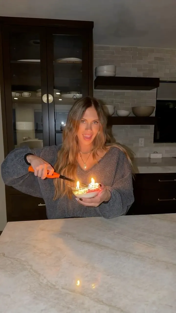 Mormon Wives Jessi Channels Taylor Swift in Latest Shot at Costar Demi