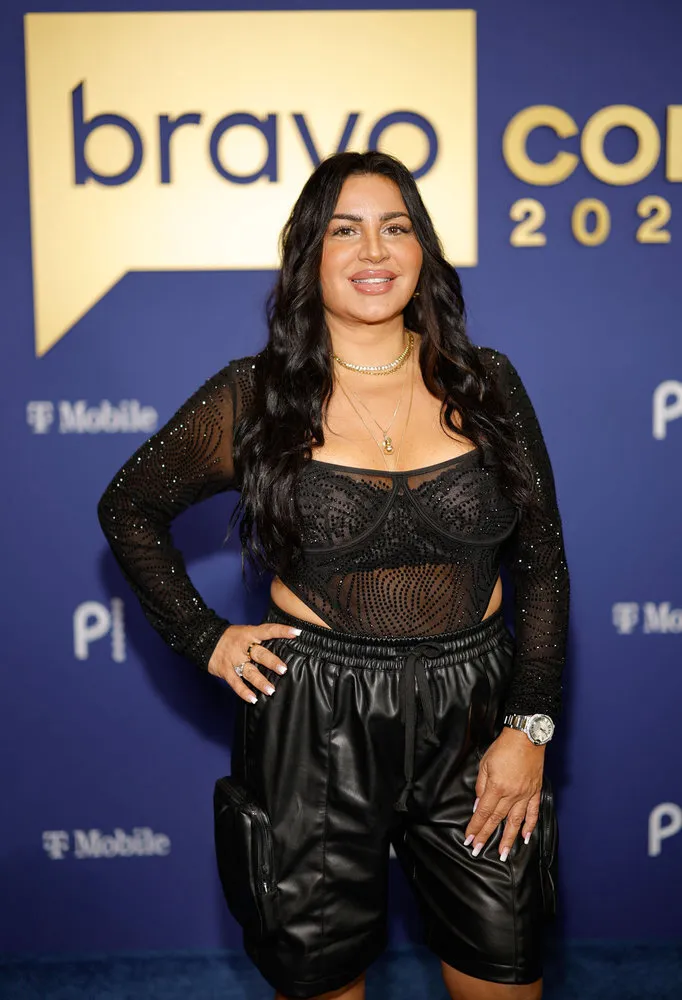 NUP_209148_00603 MJ reacts to raw divorce