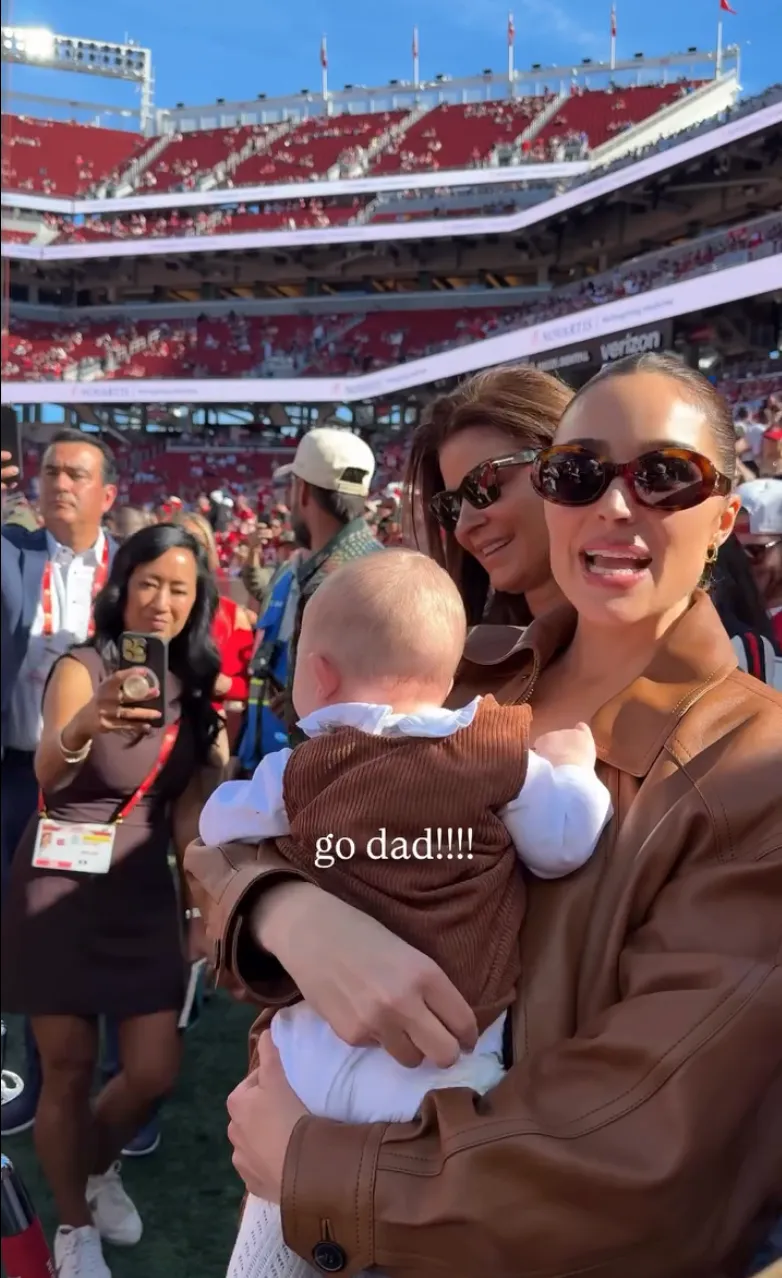 Olivia-Culpo-and-baby-IG