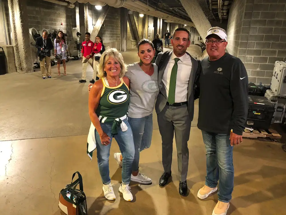 Packers Coach Matt LaFleur and Wife BreAnne s Relationship Timeline EDwTv_RUUAM4T6V