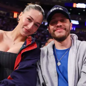 Pete Davidson Pregnant GF Elsie Hewitt Told Him on the 1st Date Hed Be the Father of Her Kids