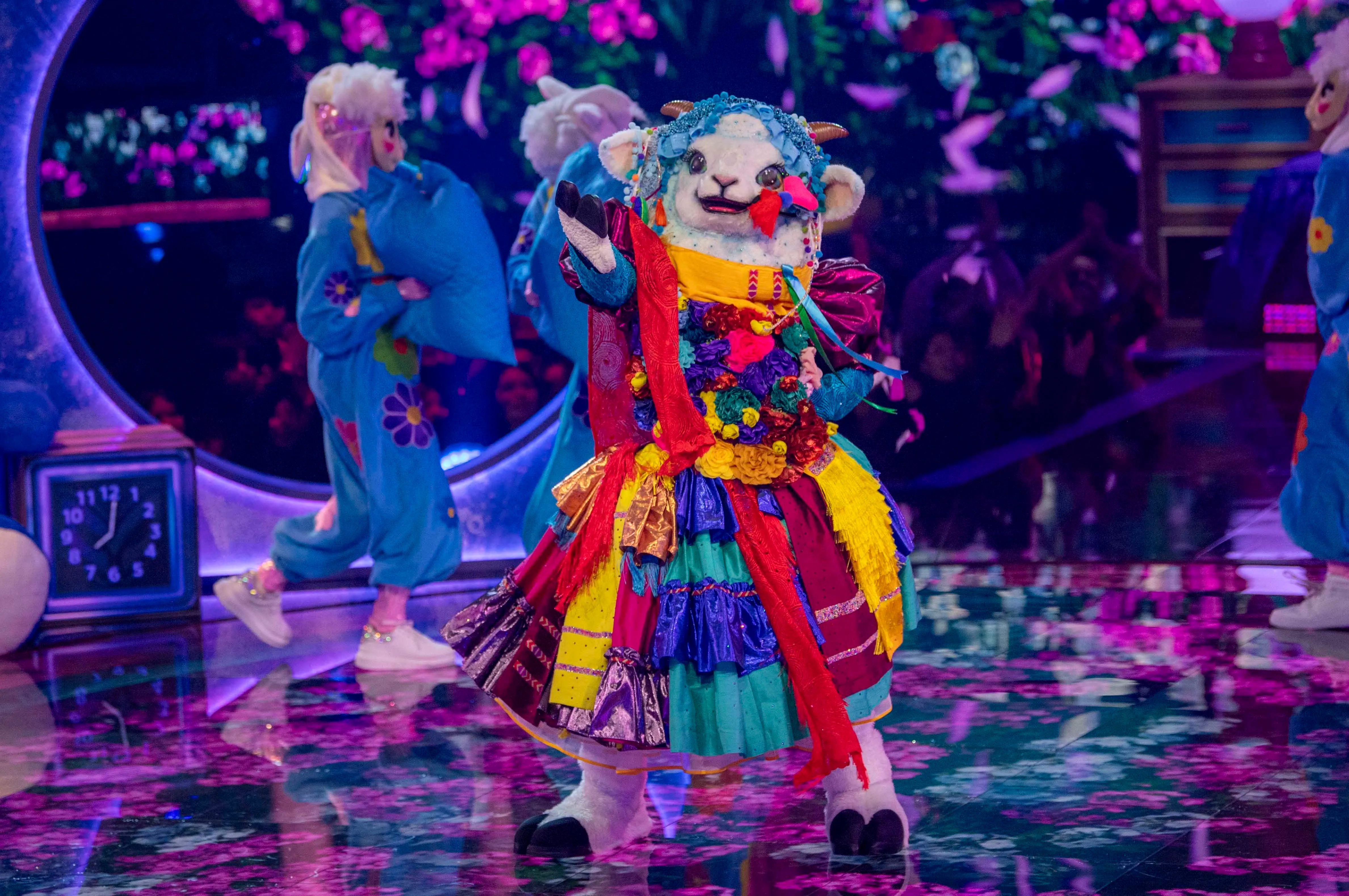 La oveja 'María Ovina' interpretada por Wendy Guevara en 'Quién es la Máscara'.