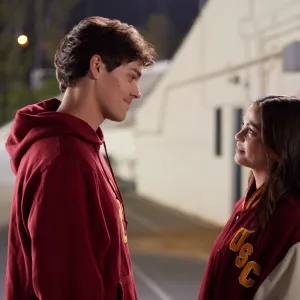 L-R: Noah Beck and Siena Agudong, Drayton and Dallas Sidelined 2 Feature