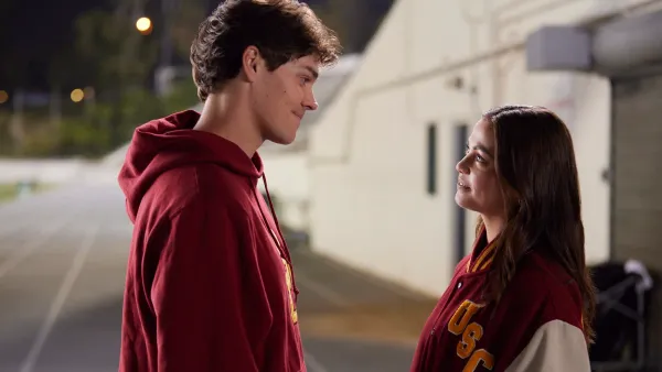 L-R: Noah Beck and Siena Agudong, Drayton and Dallas Sidelined 2 Feature