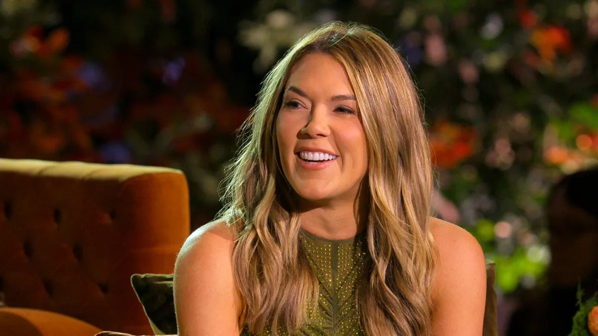 Sparkle-Megan-Clarifies-Self-Made-Financial-Success-Love_Is_Blind_n_S9_E13_00_03_25_05R