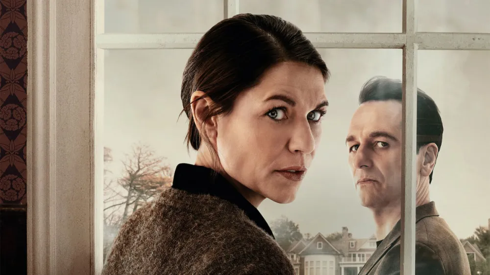 Claire Danes and Matthew Rhys in The Beast in Me