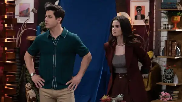 Wizards Beyond Waverly Place, David Henrie and Selena Gomez