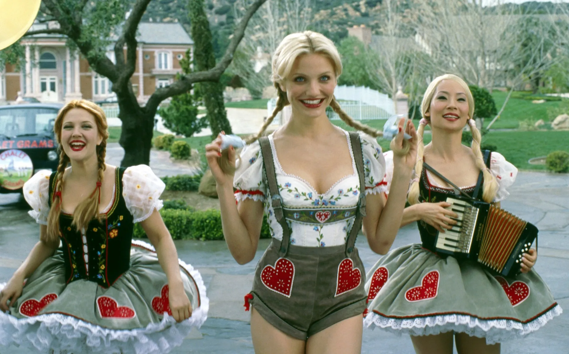 Drew Barrymore, Cameron Diaz, Lucy Liu in Charlie's Angels