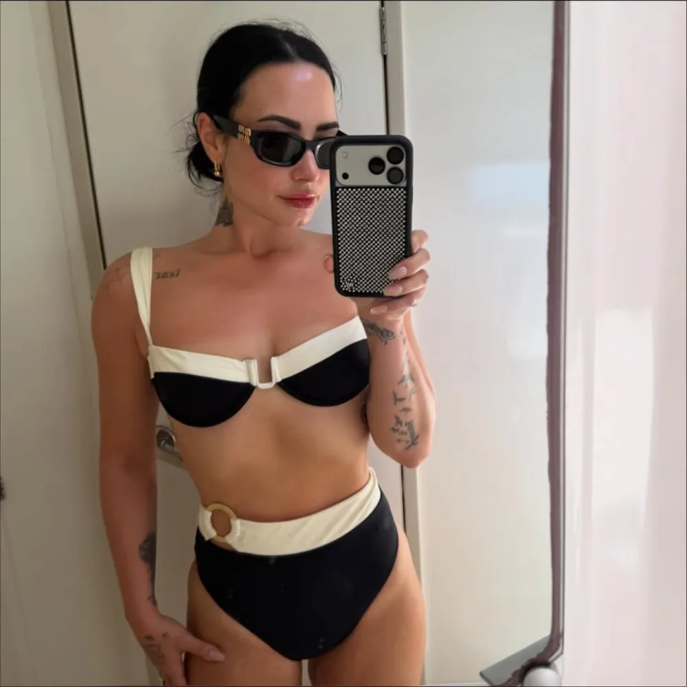 Demi Lovato Is &lsquo;Warm For the Winter&rsquo; in a Classy Black-and-White Bikini During a Tropical Getaway