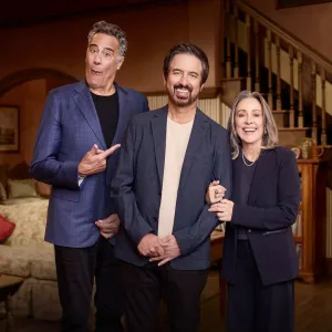 Brad Garrett, Ray Romano and Patricia Heaton in Everybody Loves Raymond Reunion Special